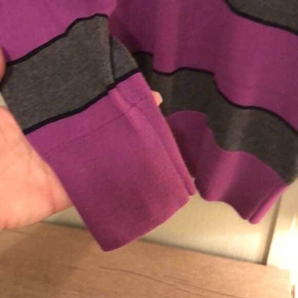 Tommy Hilfiger size large purple and grey stripped sweater - Picture 4 of 6